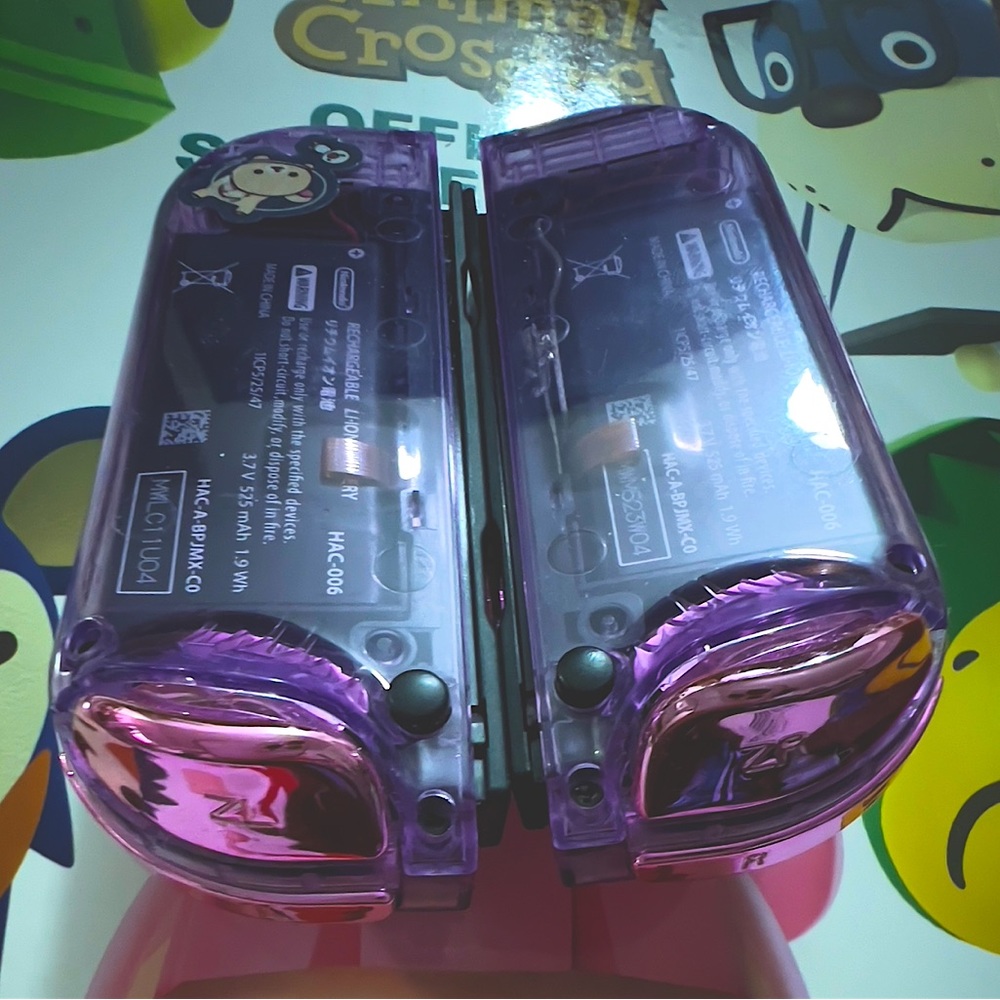 custom joycons - with chrome hot pink buttons & kitty / raspberry joystick cap - Picture 5 of 5